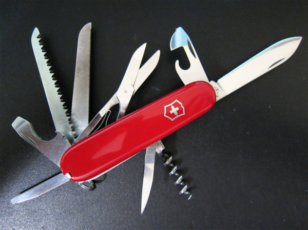 
        Вещь. Швейцарский нож Victorinox Handyman. Один из самых универсальных из доступных сегодня    