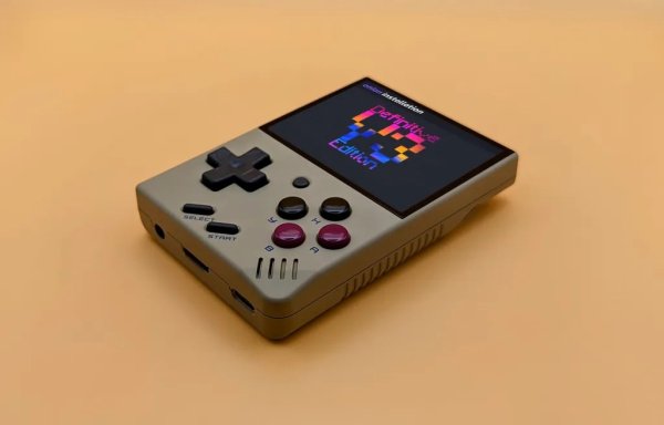 
        5 лучших портативных консолей этого года для игр Sega, Dendy, PS1, и даже Nintendo Switch    
