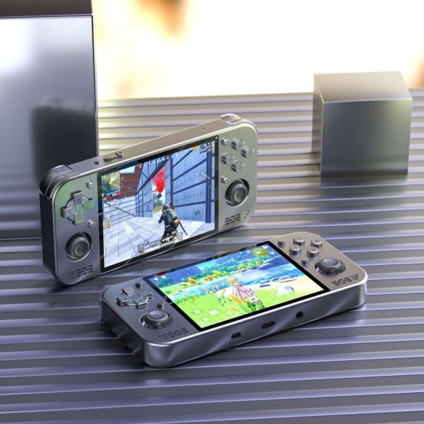 
        5 лучших портативных консолей этого года для игр Sega, Dendy, PS1, и даже Nintendo Switch    