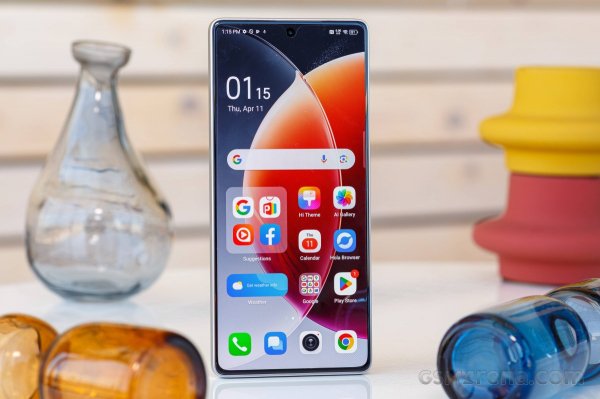 Tecno certifies Camon 40 Pro, will have LTE-only option 