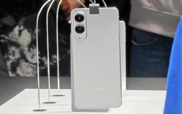 Samsung Galaxy S25 Edge hands-on 