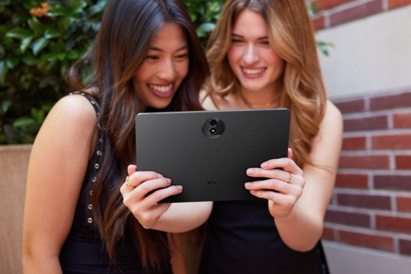 TCL debuts Nxtpaper 4.0 screen technology, Nxtpaper 11 Plus tablet 