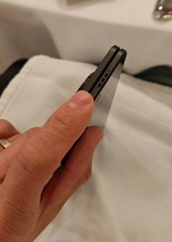 Oppo Find N5 new teaser sizes it up against the latest iPad Pro 