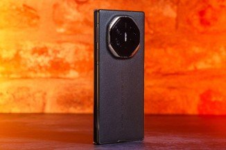 Huawei Mate XT Ultimate in for review 