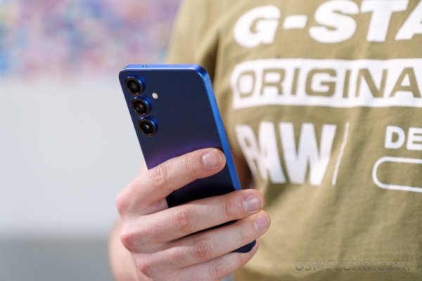 Samsung to equip Galaxy S26 with silicon-carbon batteries 