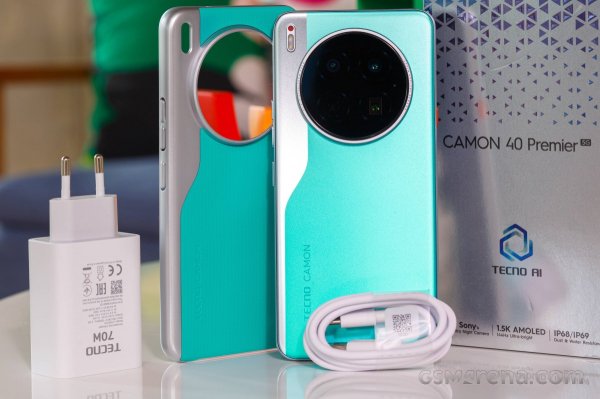 Tecno Camon 40 Premier unboxing 