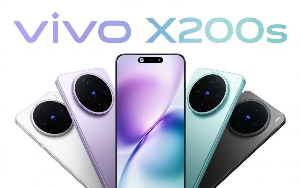 vivo X200 Ultra debuts with an add-on lens, X200s joins along with a huge battery 