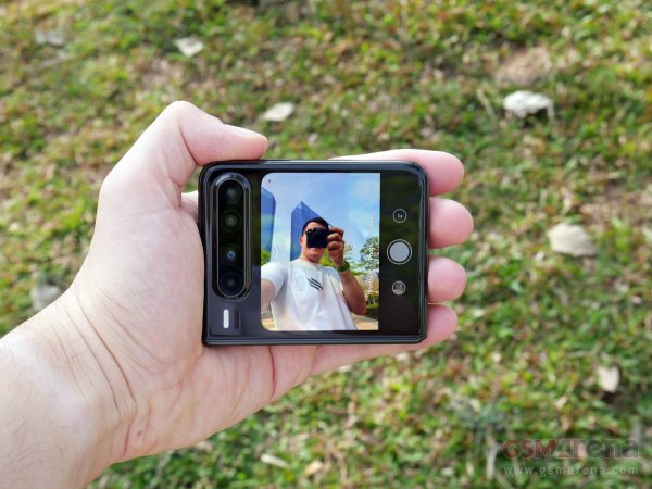 Huawei Pura X hands-on 