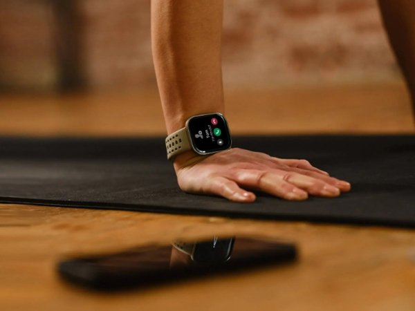Amazfit Bip 6 unveiled with an AMOLED screen, Bluetooth calling, and up to 14-day battery life 