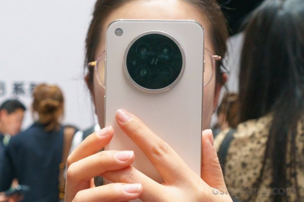 Oppo starts selling Find X8 Ultra, X8s and X8s+ 
