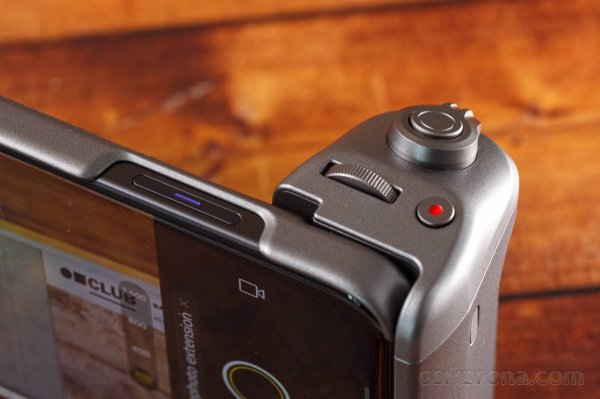 vivo X200 Ultra Photography kit in action 