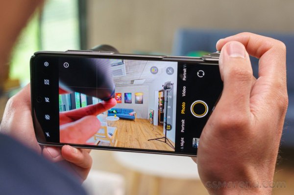 vivo X200 Ultra Photography kit in action 