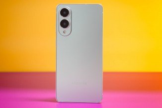 Samsung Galaxy S25 Edge in for review 