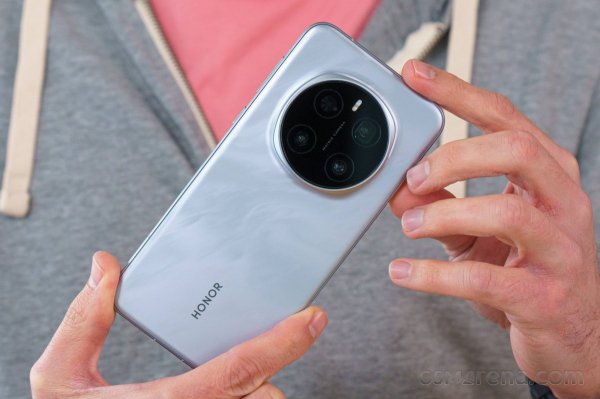 Honor Magic8 series to include a Mini 