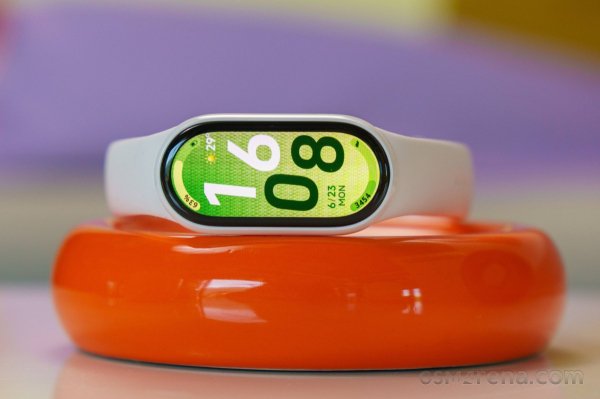 Xiaomi Smart Band 10 in for review 