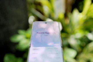 First hands-on photos of the Xiaomi Mix Flip 2 shared by DCS 