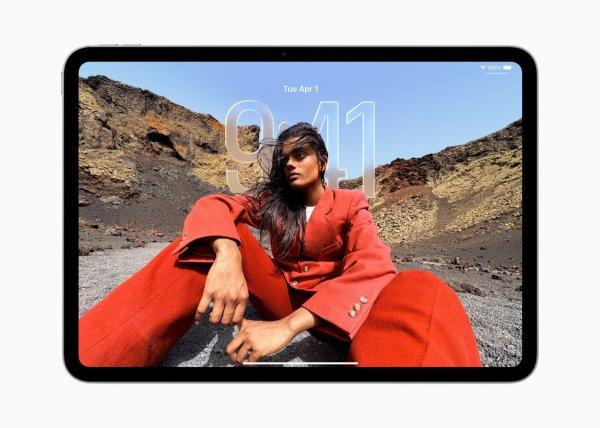 iPadOS 26 announced with macOS-style multi-tasking 