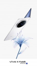 vivo releases more X Fold5 teaser images and a hands-on video 