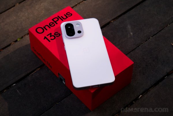 OnePlus 13s is now available for purchase in India 