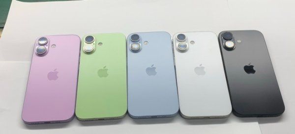 iPhone 17 dummies pose with their updated color palettes 
