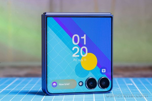 Samsung Galaxy Z Flip7 in for review 