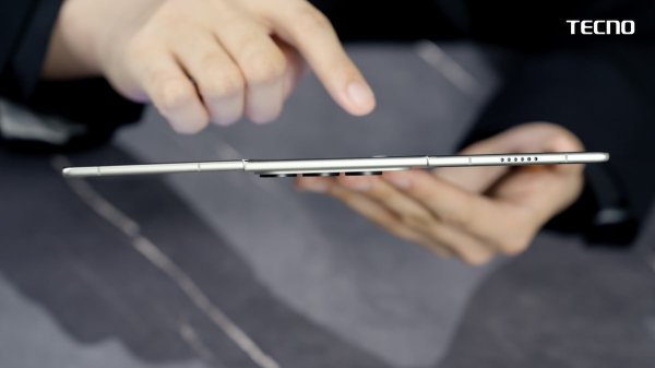 Tecno's Phantom Ultimate G Fold tri-foldable concept folds inwards to protect the display 