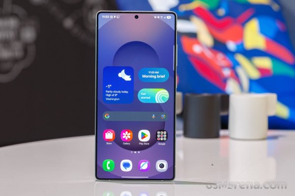 Samsung Galaxy S26 Ultra may have a huge camera island just like the iPhone 17 Pro 