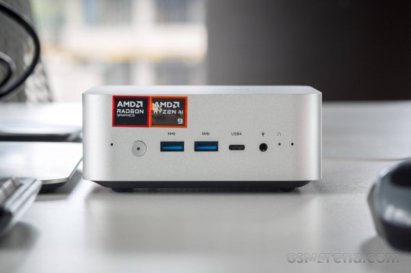 Minisforum AI X1 - Ryzen 9 AI mini PC review 