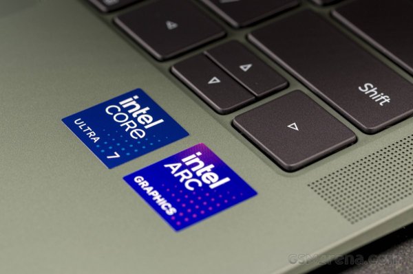 Honor MagicBook Art 14 2025 in for review 