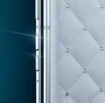 Motorola announces its blinged-up Swarovski Razr and Buds Loop in Pantone Ice Melt color 