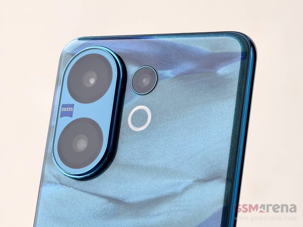 vivo V60 hands-on 