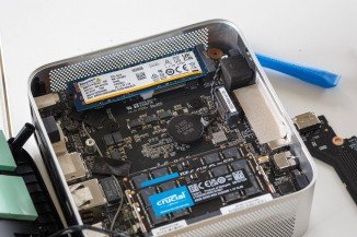 Minisforum AI X1 - Ryzen 9 AI mini PC review 