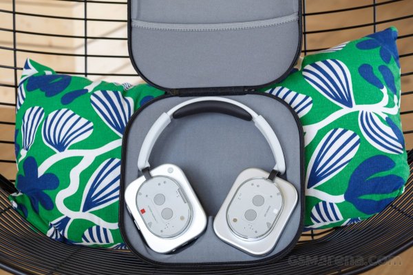 Nothing Headphone (1) review 
