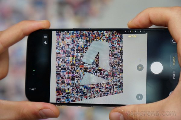 Apple iPhone Air in for review 