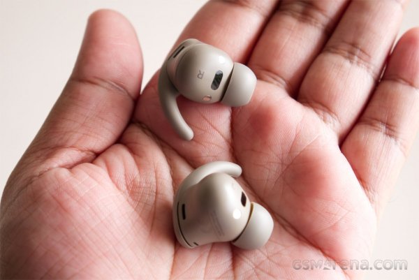 Powerbeats Fit review  Powerbeats Fit review