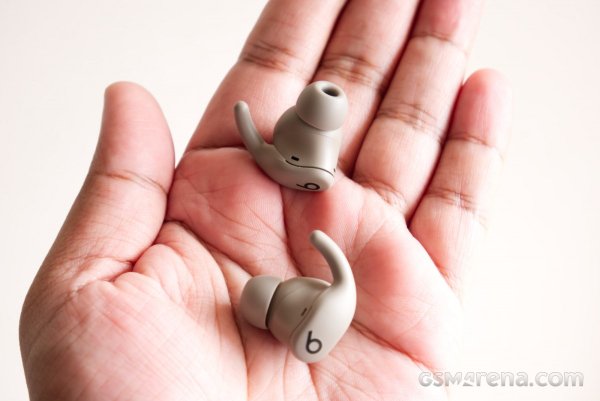 Powerbeats Fit review  Powerbeats Fit review