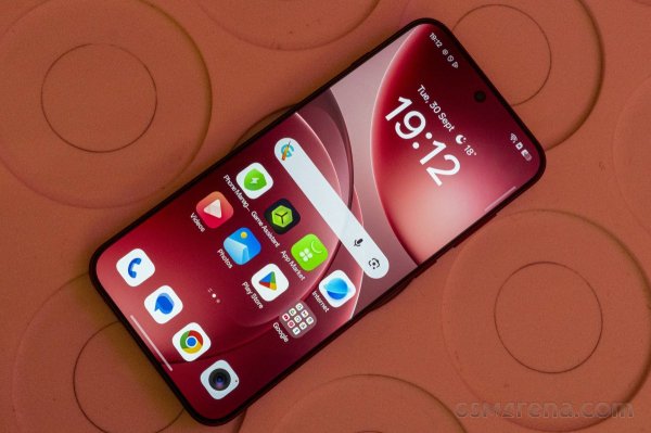 Oppo Find X9 hands-on  Oppo Find X9 hands-on