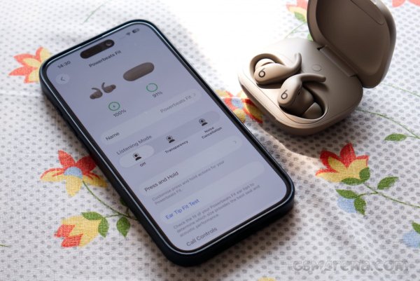 Powerbeats Fit review  Powerbeats Fit review