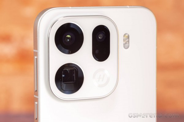 Oppo Find X9 Pro in for review: unboxing and camera samples 