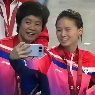 Honor 500 emerges in live images  