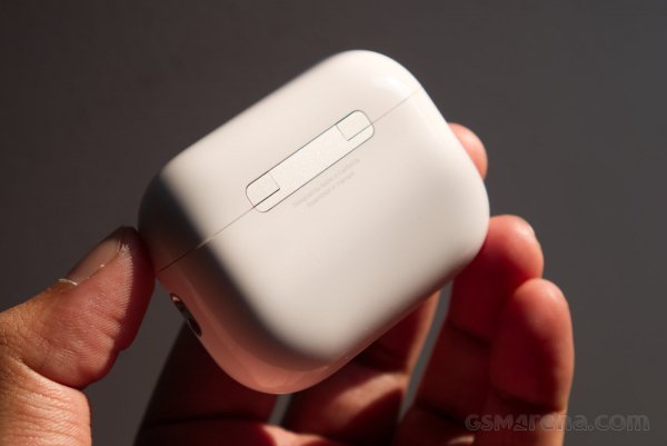 Apple AirPods Pro 3 review 
