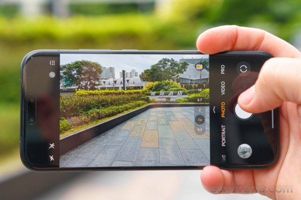 Hands-on with the Honor Magic8 Pro camera in Shenzhen, China 