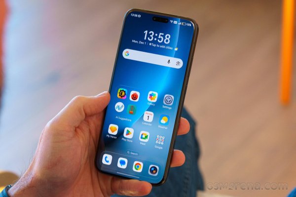 Honor Magic8 Mini colorways leak along with more details 