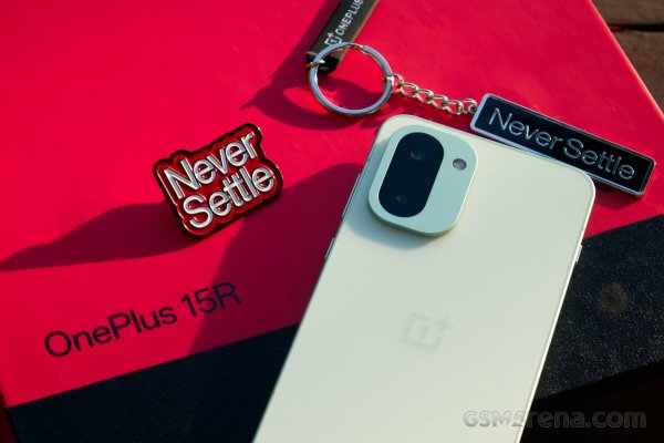 OnePlus 15R in for review 