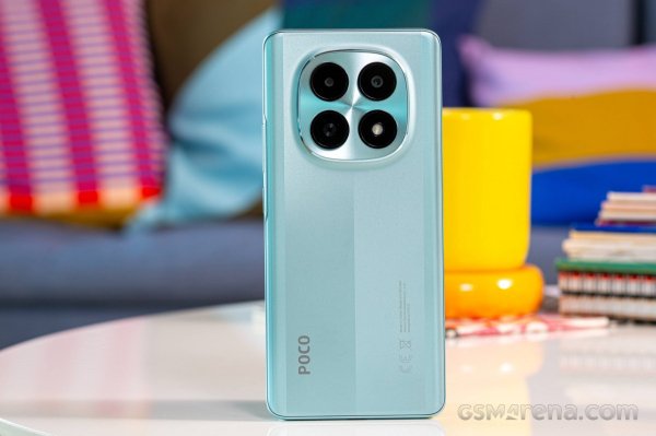 Poco M8 in for review 