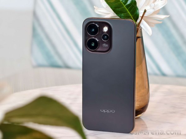 Oppo Reno15 Pro (for India) hands-on 