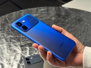 This is the Infinix Note Edge 