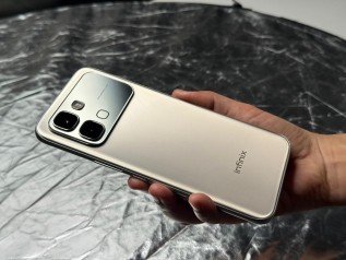 This is the Infinix Note Edge 