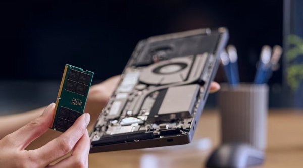 The HP EliteBoard G1a is a full-blown Windows AI PC inside a keyboard The HP EliteBoard G1a is a full-blown Windows AI PC inside a keyboard