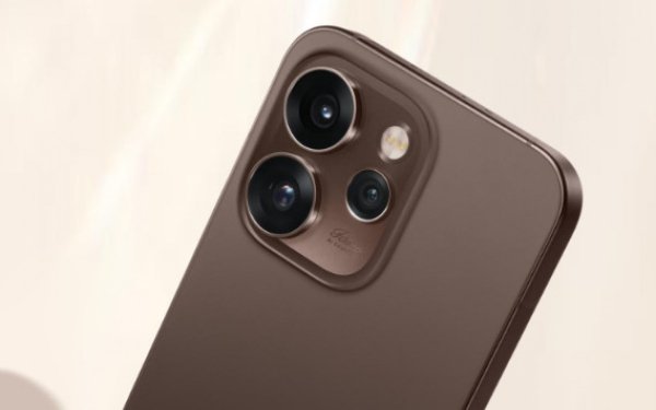 Oppo Reno15 Pro Mini goes official with a 200MP camera and Dimensity 8450 Oppo Reno15 Pro Mini goes official with a 200MP camera and Dimensity 8450